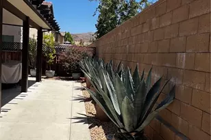 11555 Valley Oak Ln, Corona, CA 92883 - Photo 7