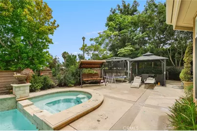 18682 Jockey Circle, Huntington Beach, CA 92648 - Photo 27