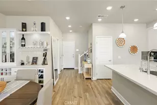 19239 Tideline Ct, Huntington Beach, CA 92648 - Photo 3