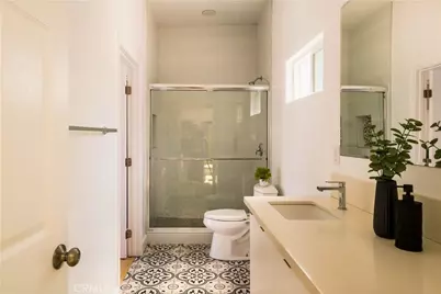 5334 Chesley Avenue, Los Angeles, CA 90043 - Photo 25