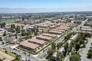 16408 Valencia, Fontana, CA 92335 - Photo 35