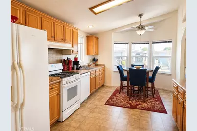 19361 Brookhurst, Huntington Beach, CA 92646 - Photo 7