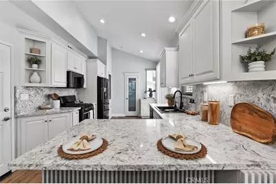 45 Paseo Vespertino, Rancho Santa Margarita, CA 92688 - Photo 23