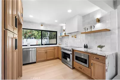 15335 Seine Circle, Irvine, CA 92604 - Photo 7