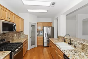 16176 Setting Sun Cir, Riverside, CA 92503 - Photo 19