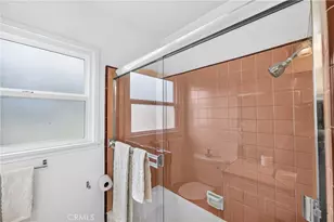 6724 De Celis Pl, Lake Balboa, CA 91406 - Photo 35