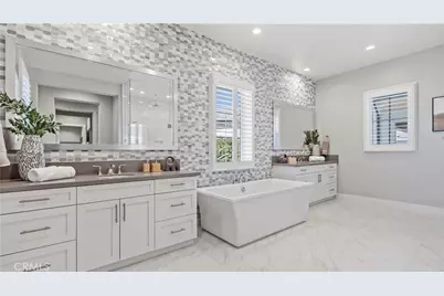 117 Interstellar, Irvine, CA 92618 - Photo 39