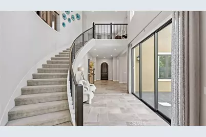 117 Interstellar, Irvine, CA 92618 - Photo 27