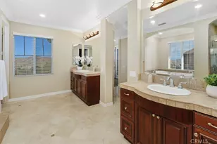 22512 Amber Eve Dr, Corona, CA 92883 - Photo 39