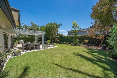 10072 Birchwood, Huntington Beach, CA 92646 - Photo 37
