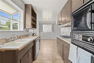 5642 Osbun Rd, San Bernardino, CA 92404 - Photo 17