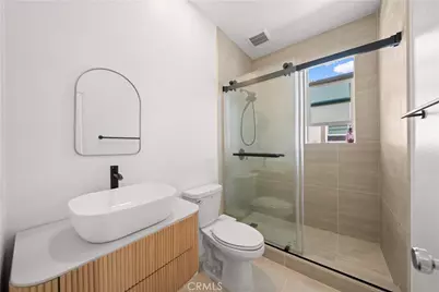 201 Yerba, Irvine, CA 92618 - Photo 41