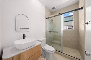 201 Yerba, Irvine, CA 92618 - Photo 41