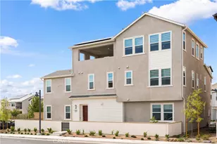 201 Yerba, Irvine, CA 92618 - Photo 3