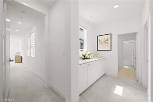 201 Yerba, Irvine, CA 92618 - Photo 19