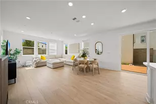 201 Yerba, Irvine, CA 92618 - Photo 5
