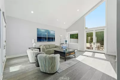 19545 Woodlands Dr, Huntington Beach, CA 92648 - Photo 15
