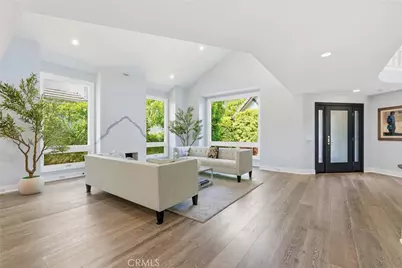 19545 Woodlands Dr, Huntington Beach, CA 92648 - Photo 7
