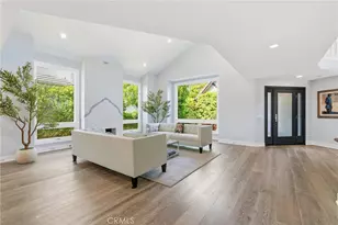 19545 Woodlands Drive, Huntington Beach, CA 92648 - Photo 7