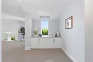 19545 Woodlands Drive, Huntington Beach, CA 92648 - Photo 23