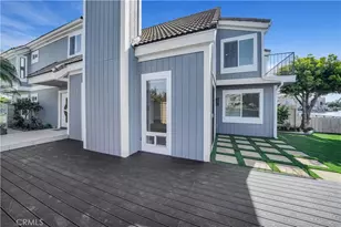 16097 Saint Croix, Huntington Beach, CA 92649 - Photo 3