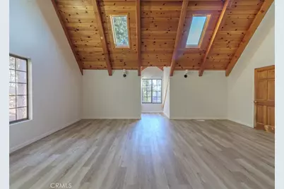 30042 Enchanted, Running Springs, CA 92382 - Photo 15