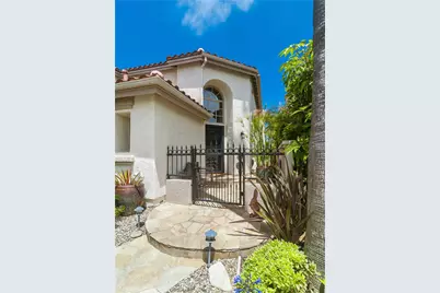 44 San Raphael, Dana Point, CA 92629 - Photo 3