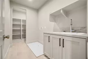 204 Alora, Irvine, CA 92618 - Photo 23