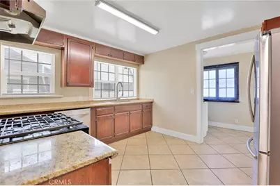 4020 Brighton, Los Angeles, CA 90062 - Photo 9