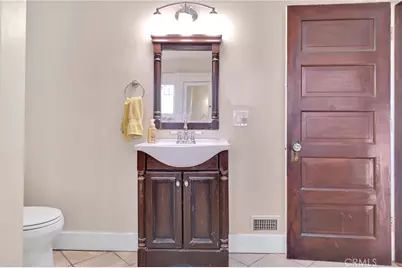 4020 Brighton, Los Angeles, CA 90062 - Photo 17