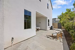161 Scale, Irvine, CA 92618 - Photo 35