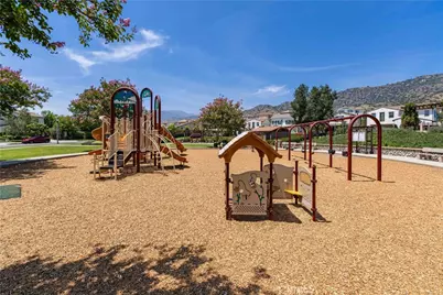 636 Boxwood Ln, Azusa, CA 91702 - Photo 45