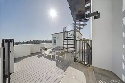 9459 Beverly Crest, Beverly Hills, CA 90210 - Photo 47