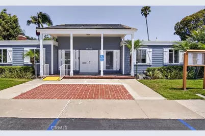 10207 Ascot Circle, Huntington Beach, CA 92646 - Photo 11