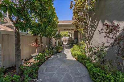 25241 Darlington, Mission Viejo, CA 92692 - Photo 17