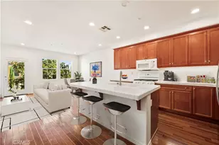 139 Pantheon, Irvine, CA 92620 - Photo 7