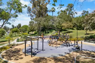 27061 Springwood Cir, Lake Forest, CA 92630 - Photo 5