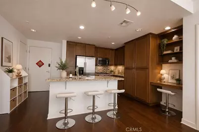 21301 Erwin Street #305, Woodland Hills, CA 91367 - Photo 13
