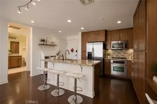 21301 Erwin St, Woodland Hills, CA 91367 - Photo 9