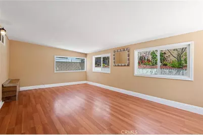 570 S Gilbuck, Anaheim, CA 92802 - Photo 11