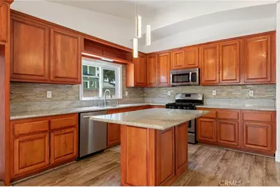 570 S Gilbuck, Anaheim, CA 92802 - Photo 9