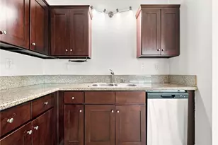 146 N Edenfield Ave, Azusa, CA 91702 - Photo 9