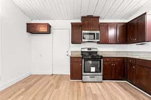 146 N Edenfield Ave, Azusa, CA 91702 - Photo 7