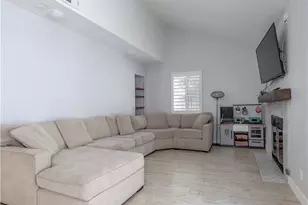1240 S Marin Ct, Anaheim, CA 92804 - Photo 15