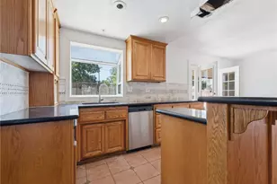 25815 Holly Vista Blvd, San Bernardino, CA 92404 - Photo 3