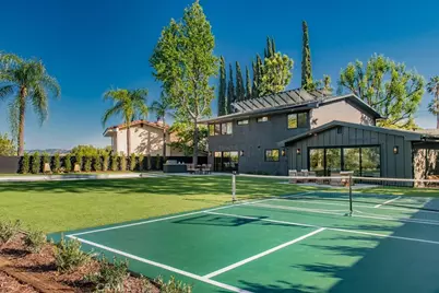 24245 Hatteras, Woodland Hills, CA 91367 - Photo 9