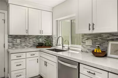 32 Acorn #15, Irvine, CA 92604 - Photo 5