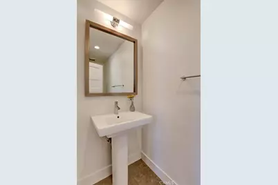 1 Vantis, Aliso Viejo, CA 92656 - Photo 29