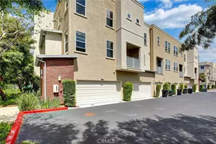 1 Vantis, Aliso Viejo, CA 92656 - Photo 3