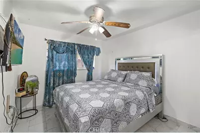 9102 Pacific, Anaheim, CA 92804 - Photo 17